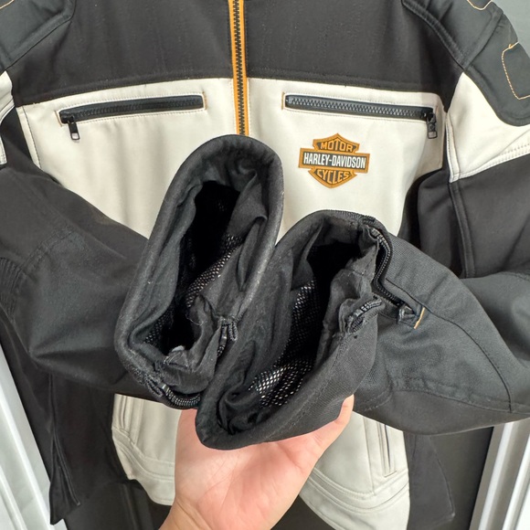 Harley-Davidson Two-Tone Riding Jacket - Picture 7 of 11